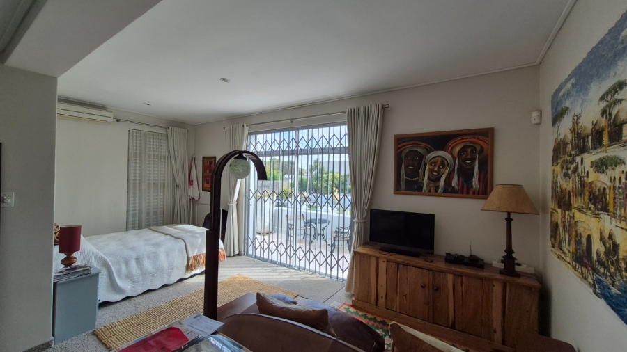 4 Bedroom Property for Sale in Summerstrand Eastern Cape